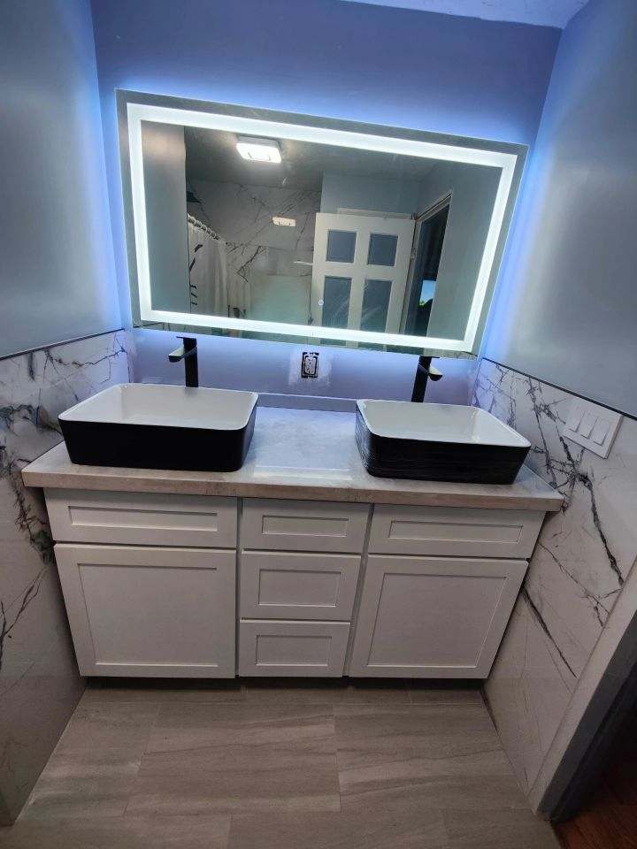 Dual-sink vanity